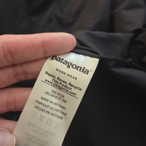 Patagonia Airbrushed Nylon Woman's Jacket - Picture 6 of 6